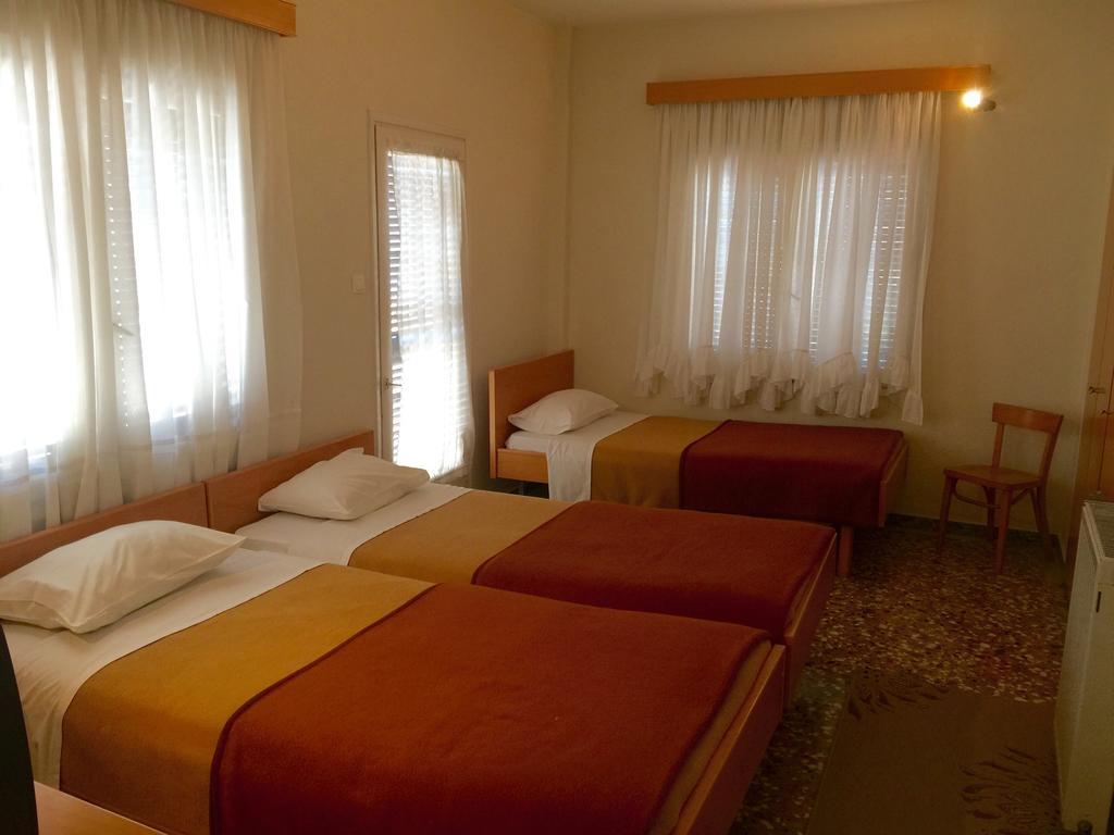 Hotel Markos Ierissós Buitenkant foto